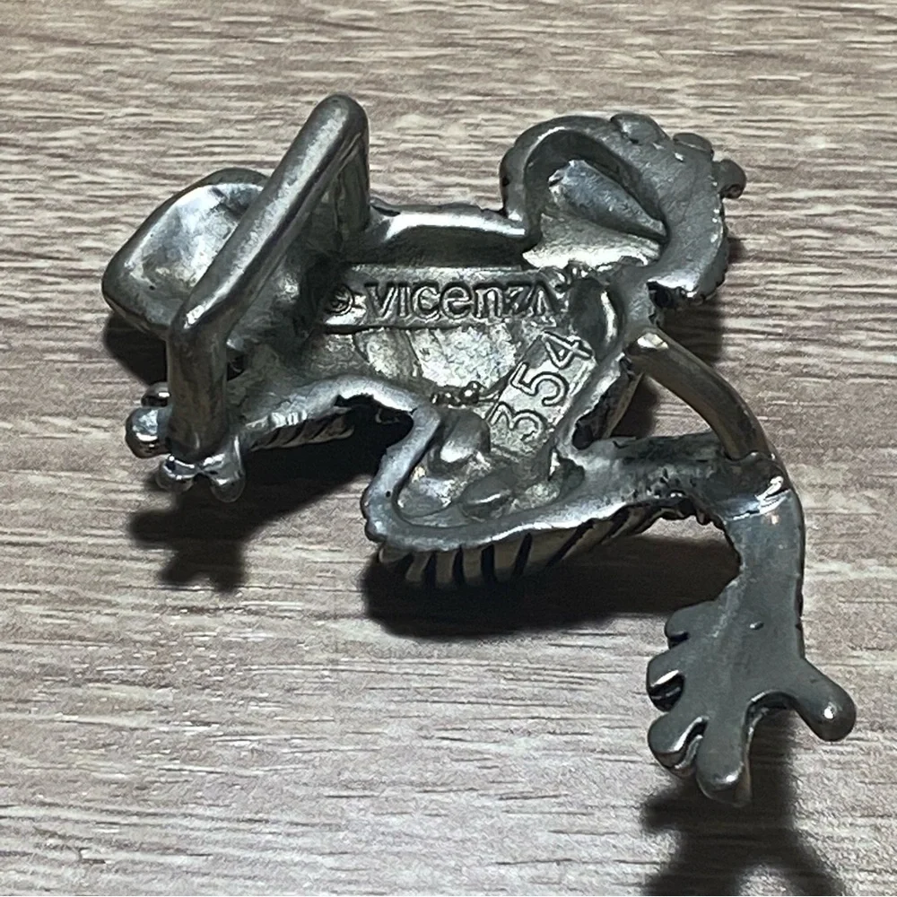Vicenza silver tone frog buckle for kids belt,‎ see measurements on pics